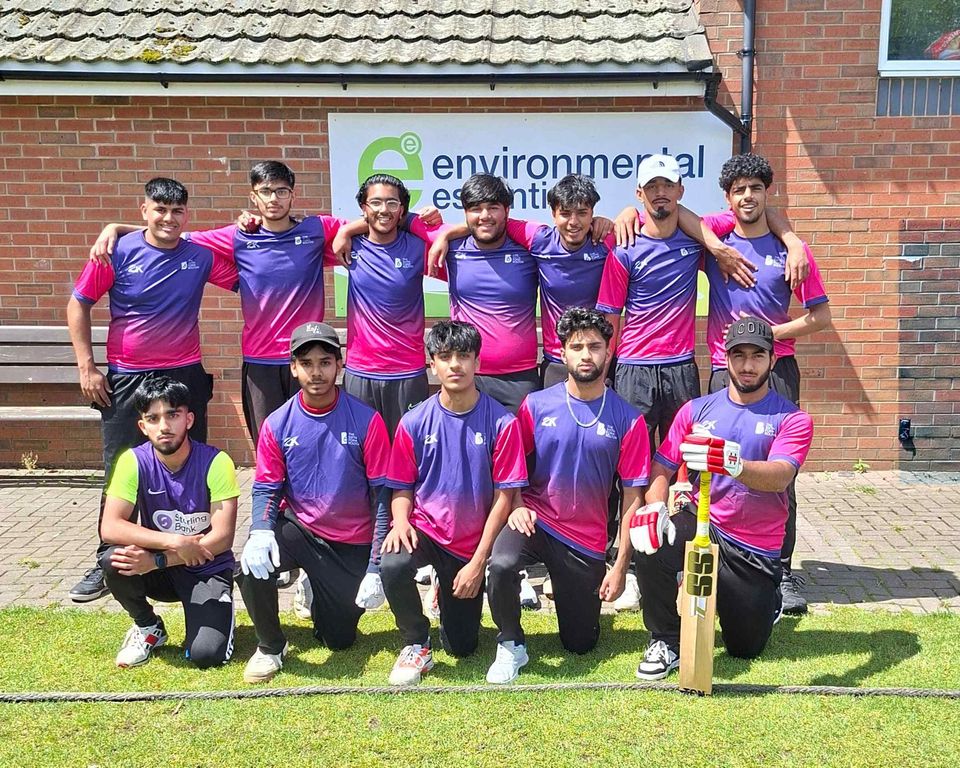Image of cricket team